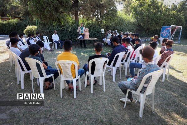 برگزاری کلاس‌ها و دوره‌های آموزشی ویژه دانش‌آموزان عشایر کشور در اردوگاه ثامن الحجج مشهد مقدس