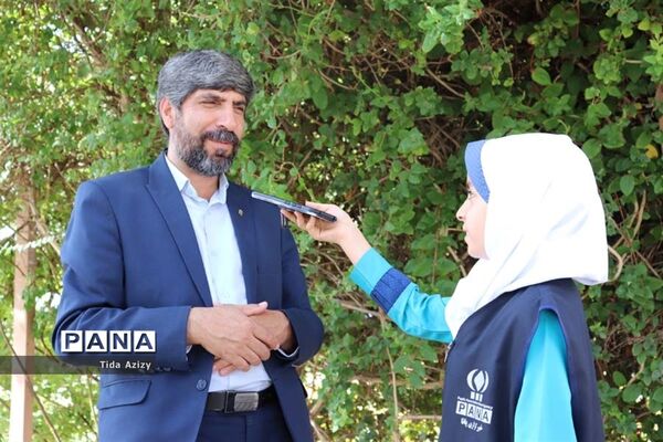 تقدیر از برگزیدگان جشنواره فرهنگی هنری فردا در آباده