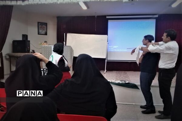 دوره مهارت‌های اجتماعی و سند تحول جدید سازمان دانش‌آموزی ویژه مربیان پیشتاز فلاورجان