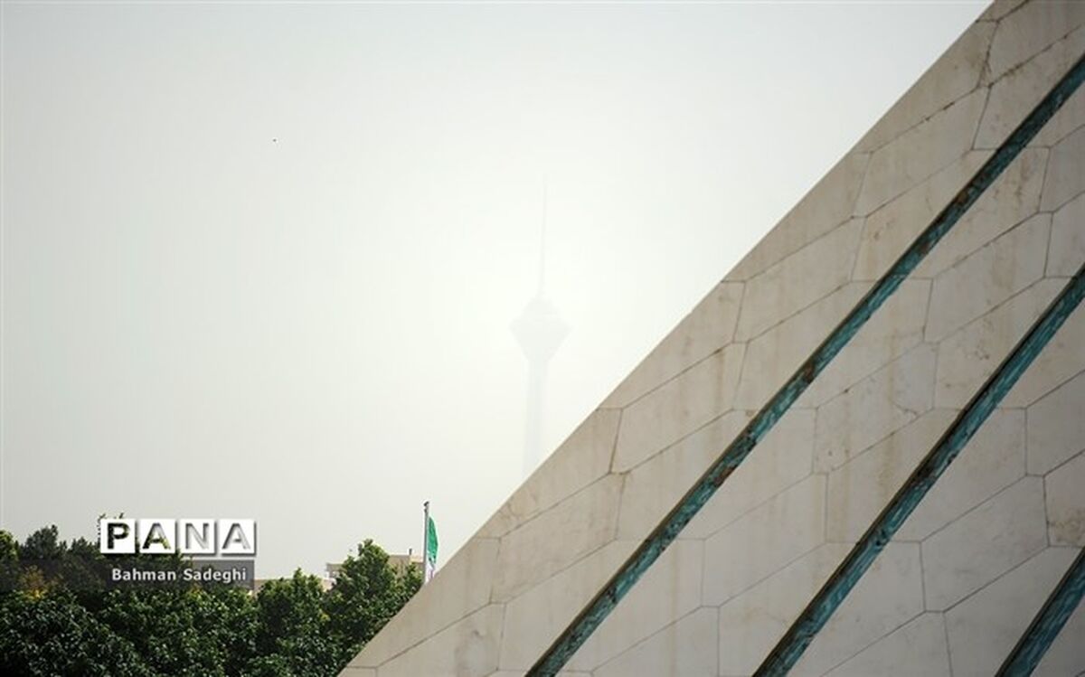 خیزش گرد و غبار در جنوب و غرب تهران