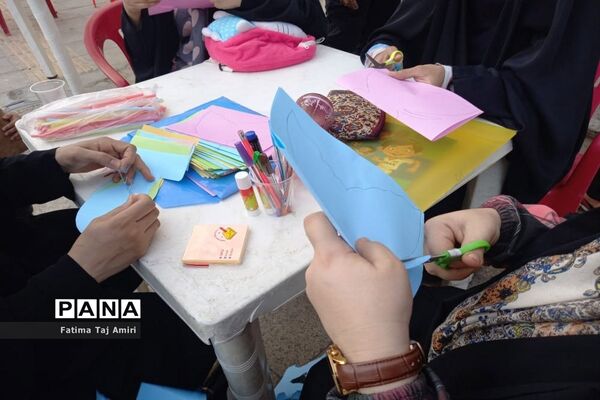 ایستگاه عیدانه نقاشی در بوشهر