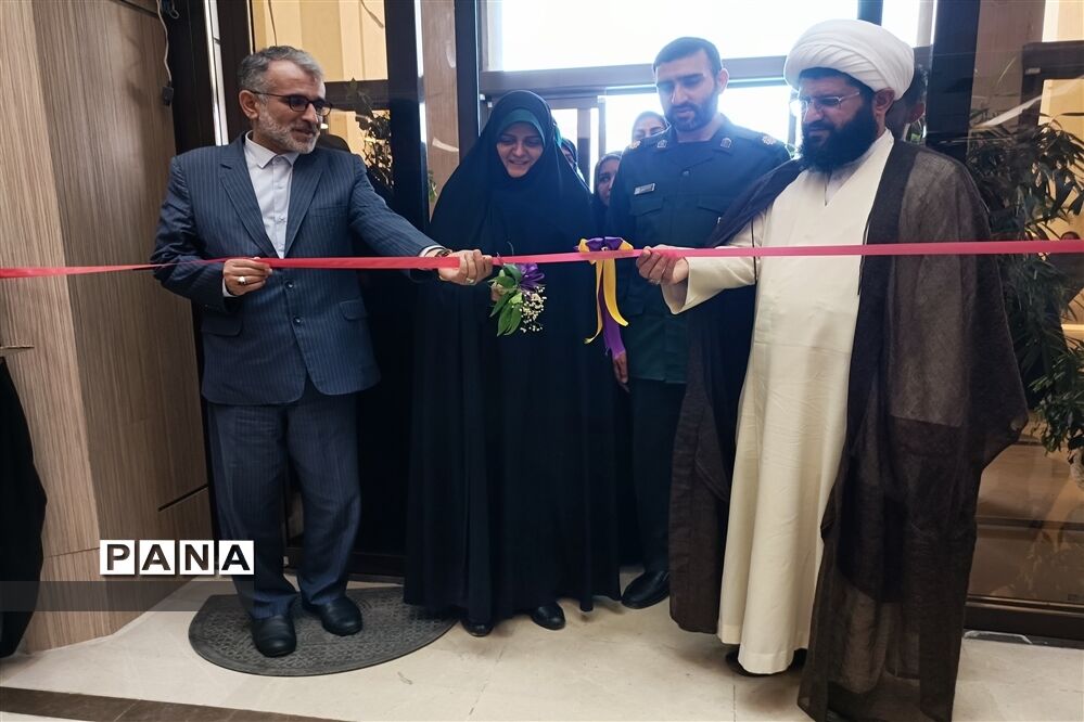 مراسم افتتاحیه سامانه جامع کسب و کار بانوان در باغ ملی شهرستان قدس