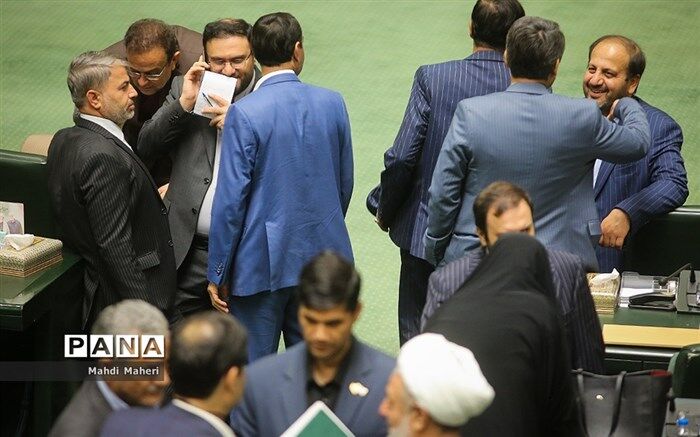 لطفی: طرح ساماندهی استخدام کارکنان دولت به زودی در کمیسیون اجتماعی نهایی می‌شود