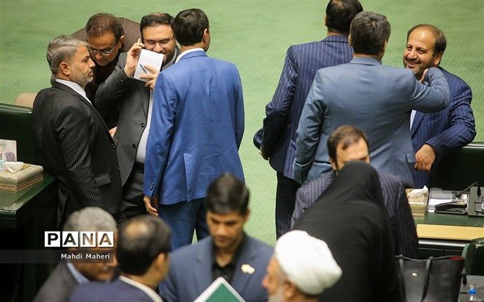 لطفی: طرح ساماندهی استخدام کارکنان دولت به زودی در کمیسیون اجتماعی نهایی می‌شود