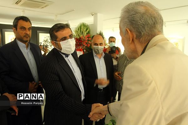 بازدید وزیر فرهنگ و ارشاد اسلامی از نمایشگاه خوشنویسی جلیل رسولی