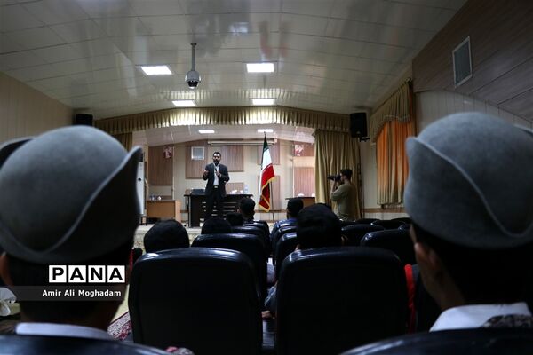آموزش خبرنگاری به دانش آموزان عشایر کشور