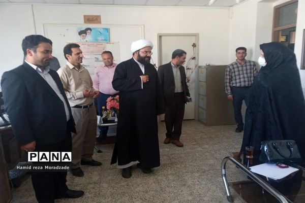 بازدید نماینده ترشیز از اداره آموزش و پرورش کاشمر