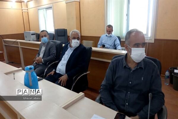 جلسه کارگروه توسعه، برنامه‌ریزی و عمران در شهرستان محمودآباد