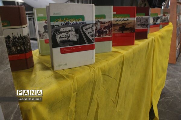 افتتاح نگارخانه مقاومت و برگزاری نشست تشریح یادواره شهدای ارتش در قم