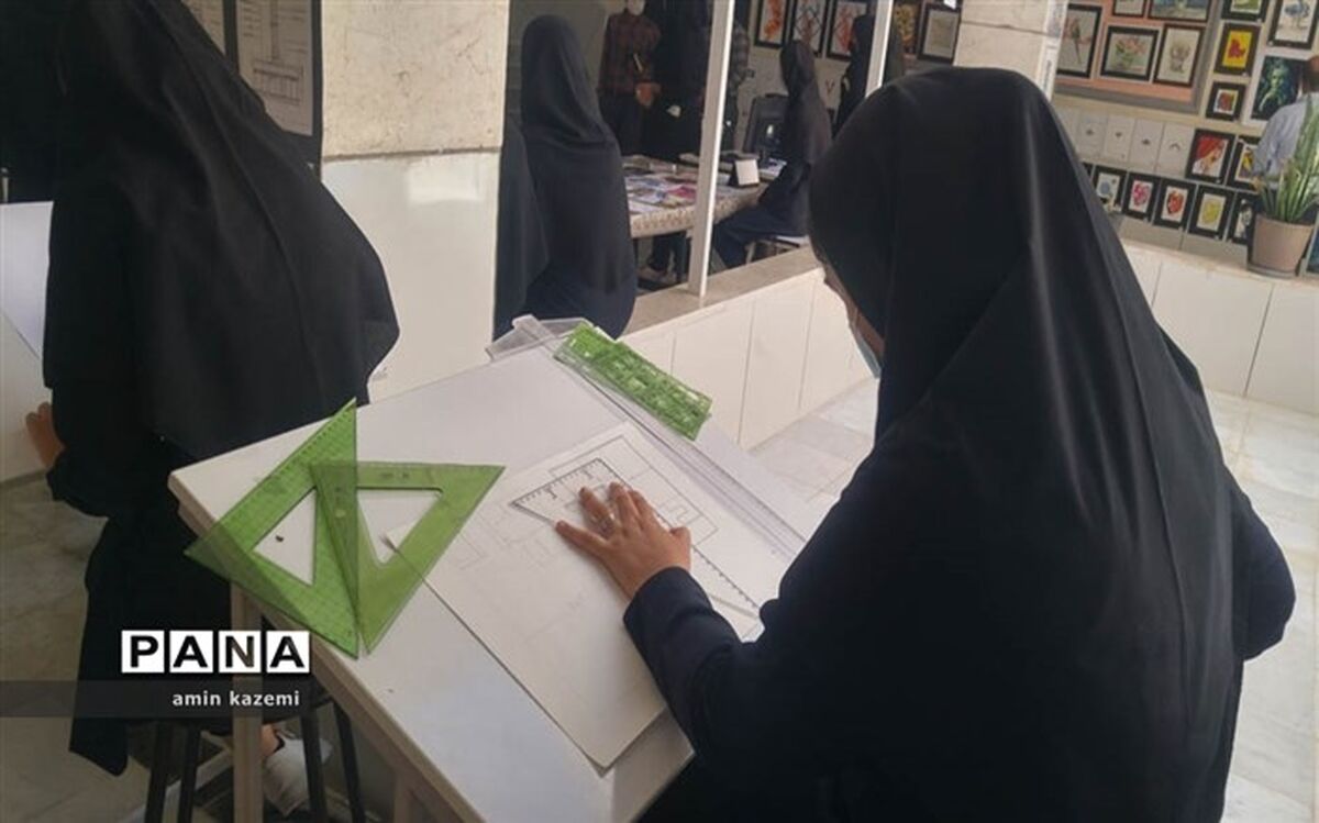 فرزانه دلیر: مشاوران متخصص آموزش‌وپرورش هنرستان‌ها را به دانش‌آموزان معرفی کنند