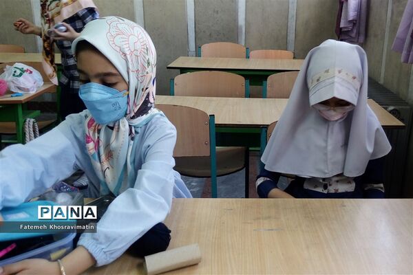 افتتاحیه پایگاه تابستانی مدرسه فروغ خدیجه (س) ناحیه ری یک