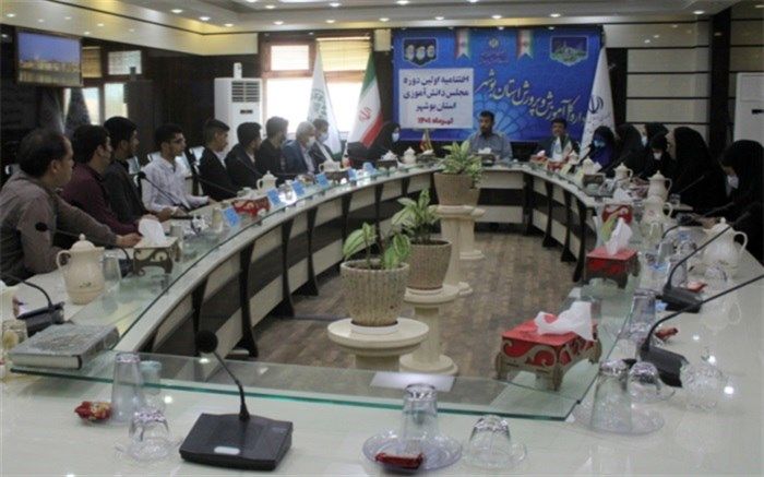 مجلس دانش‌آموزی فرصتی برای مشارکت دانش‌آموزان در تصمیم سازی‌ها است