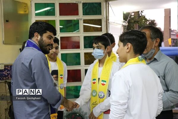 برپایی موکب‌های دانش‌آموزی به‌مناسبت عید غدیرخم در شیراز