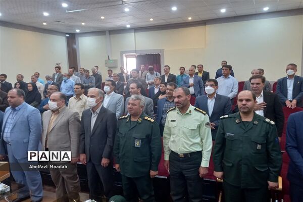 تجلیل از تولیدکنندگان بخش کشاورزی کاشمر و کوهسرخ