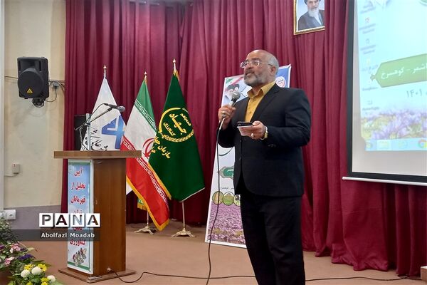 تجلیل از تولیدکنندگان بخش کشاورزی کاشمر و کوهسرخ