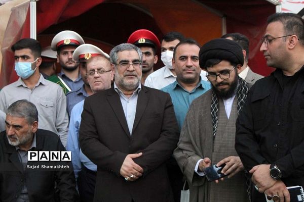 اجتماع غدیری‌ها و اجرای سرود سلام فرمانده در اهواز