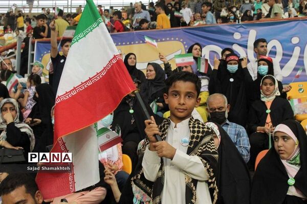 اجتماع غدیری‌ها و اجرای سرود سلام فرمانده در اهواز