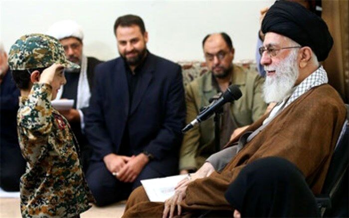 فرمانِ سرود