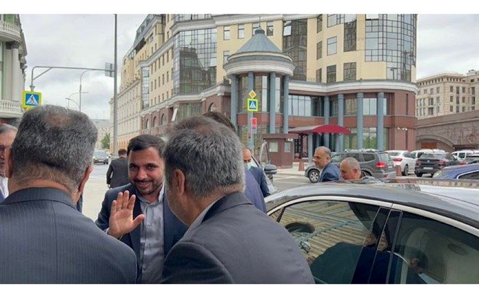 وزیر ارتباطات وارد مسکو شد