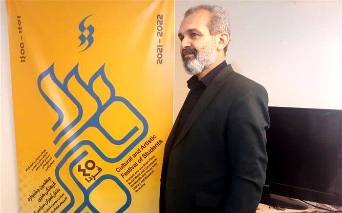 مدیریت فرهنگی با سواد رسانه‌ای در فضای مجازی تسهیل می شود