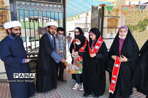 برپایی موکب دانش‌آموزی جشن غدیر در مدارس کازرون