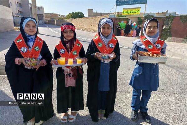 برپایی موکب دانش‌آموزی جشن غدیر در مدارس کازرون