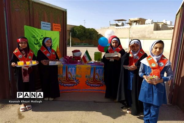 برپایی موکب دانش‌آموزی جشن غدیر در مدارس کازرون