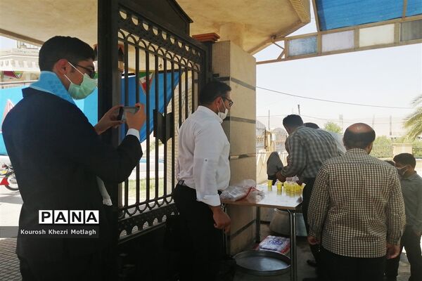 برپایی موکب دانش‌آموزی جشن غدیر در مدارس کازرون