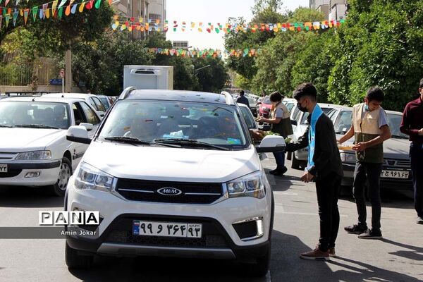 برپایی موکب مرکزی فرهنگیان و دانش‌آموزان استان فارس