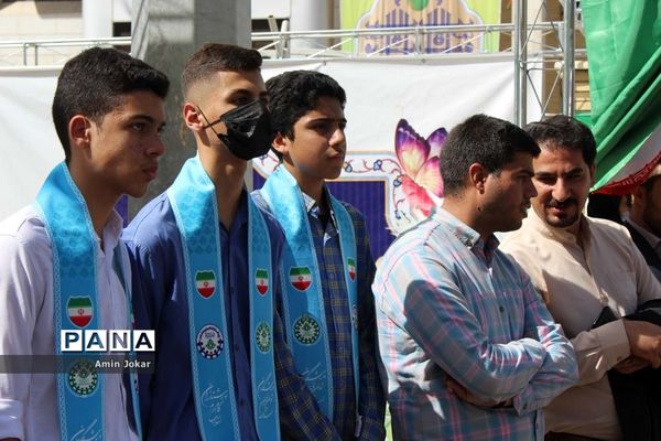 برپایی موکب مرکزی فرهنگیان و دانش‌آموزان استان فارس