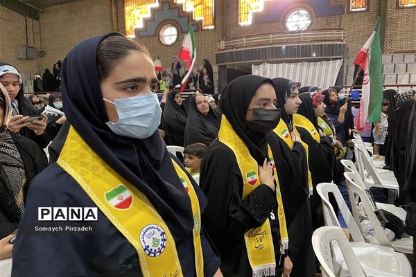 تجمع خانوادگی دانش‌آموزان پیشتاز دبیرستان تشکیلاتی وحدت در جشنواره طهورا