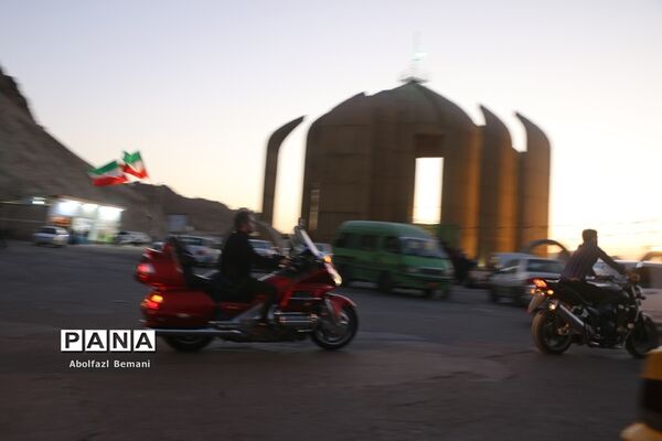 کاروان خودرویی عید غدیر در قم-1