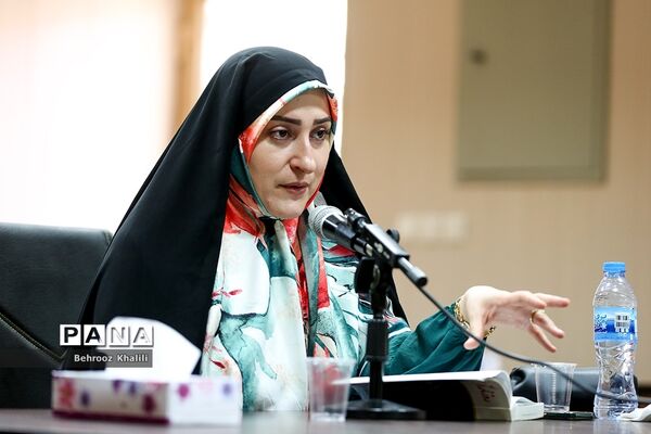 برگزاری کلاس‌ها و دوره‌های آموزشی ویژه دانش‌آموزان عشایر کشور در اردوگاه ثامن الحجج مشهد مقدس