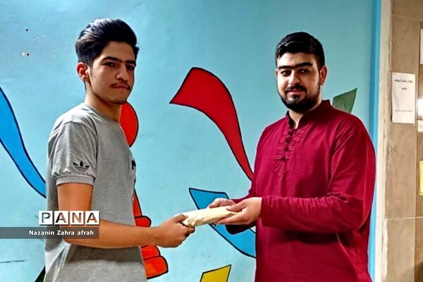 برگزاری مسابقات ورزشی بسیج دانش‌آموزی در روز عید غدیر در رودهن