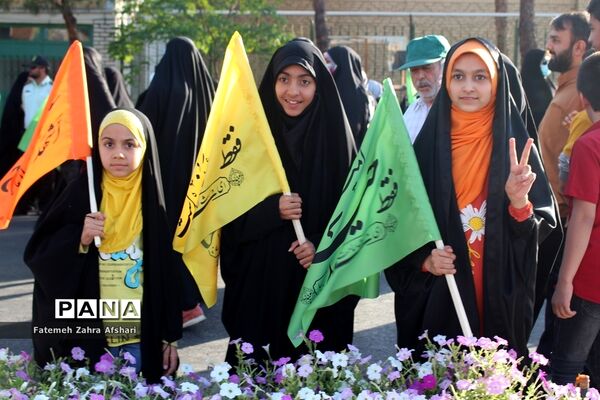 کاروان شادی و جشن پیاده‌روی غدیر تا ظهور در سمنان
