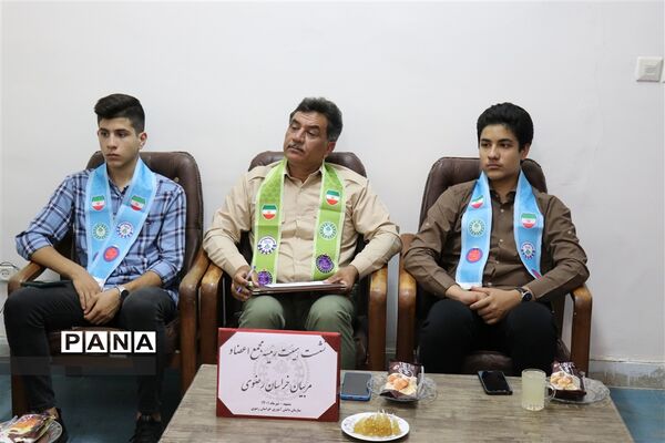 نخستین جلسه مجمع اعضا و مربیان سازمان دانش آموزی