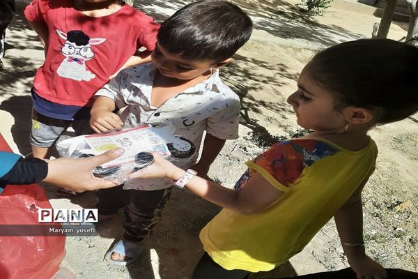 جشن همدلی و کمک به کودکان کار در شهرستان قرچک
