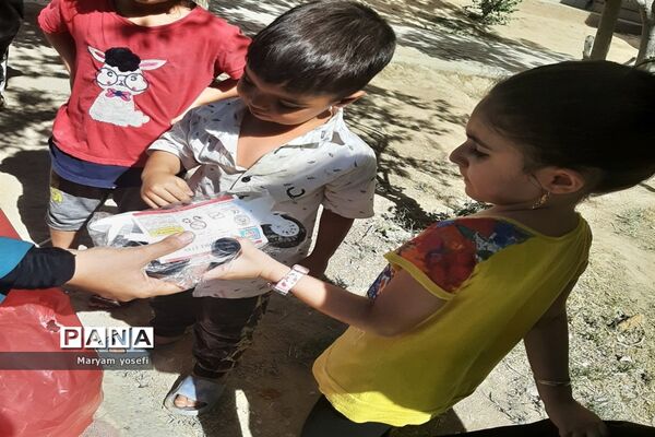 جشن همدلی و کمک به کودکان کار در شهرستان قرچک