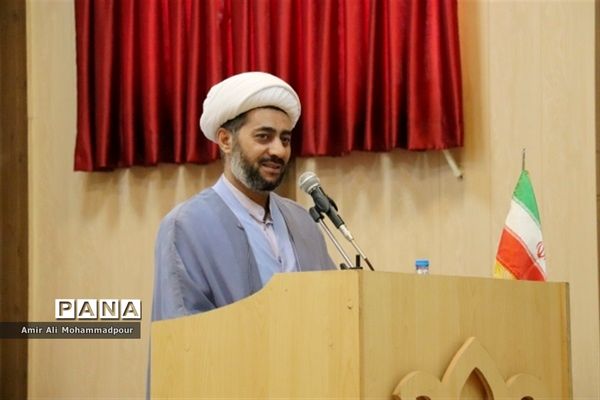 مراسم افتتاحیه اوقات فراغت تابستان و تجلیل از برگزیدگان مسابقات قرآن، عترت و نماز