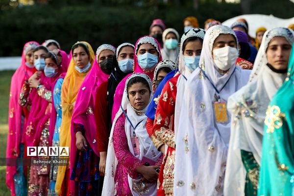 صبحگاه بیست و یکمین اردوی کشوری دانش‌آموزان دختر عشایر