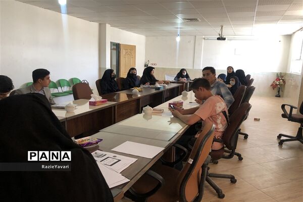 اولین نشست هیات رئیسه مجلس دانش‌آموزی خراسان شمالی