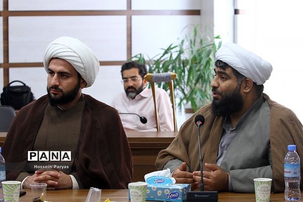 نشست مسئولان اتحادیه انجمن‌های اسلامی  در سازمان دانش آموزی کشور