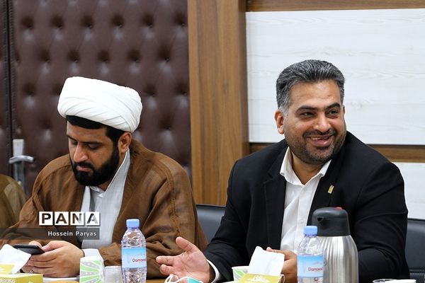 نشست مسئولان اتحادیه انجمن‌های اسلامی  در سازمان دانش آموزی کشور