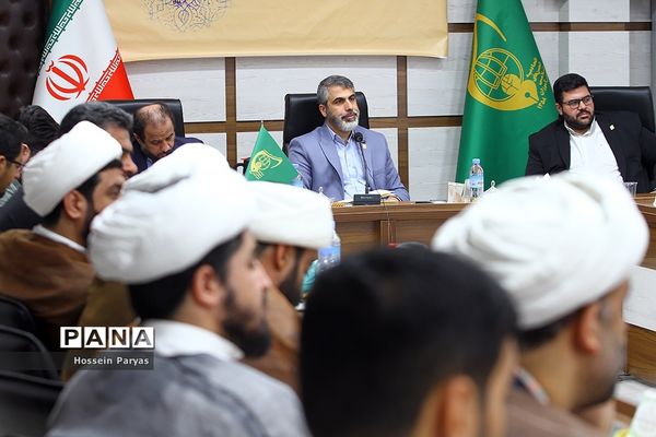 نشست مسئولان اتحادیه انجمن‌های اسلامی  در سازمان دانش آموزی کشور