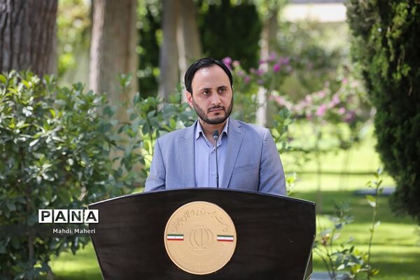 حاشیه جلسه هیات دولت
