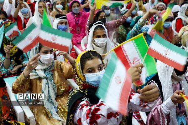 اختتامیه بیست و یکمین اردوی کشوری دانش‌آموزان دختر عشایر