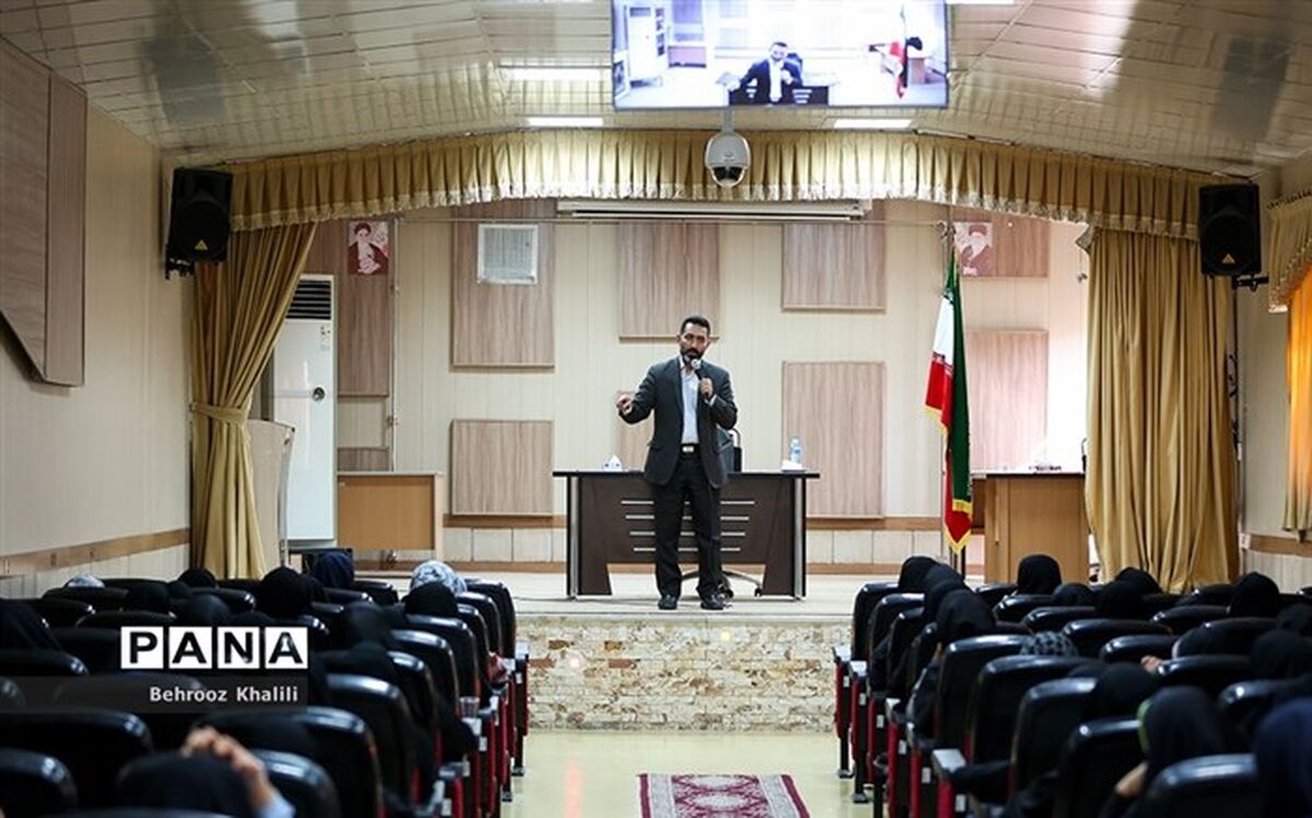 آشنایی دختران عشایر با جریان پنهان ناامیدسازی مردم ایران