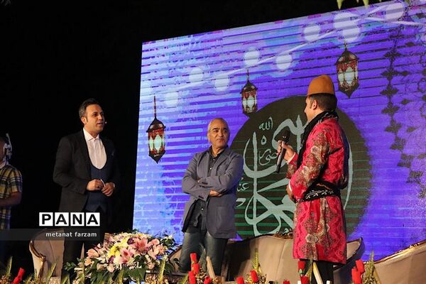 برنامه زنده «شب فیروزه‌ای» در دماوند