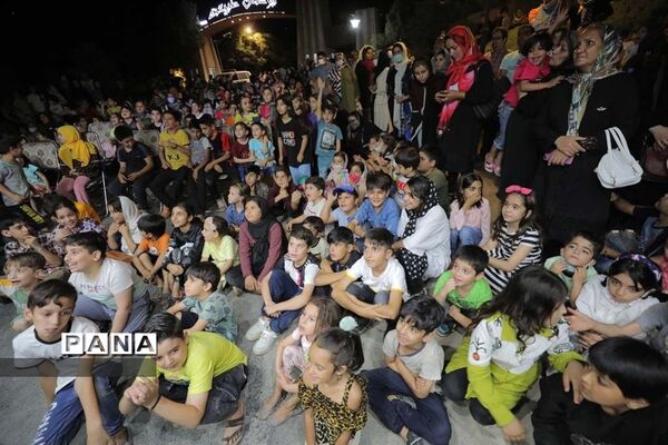 استقبال شهروندان کرجی از نمایش «آش سنگ»