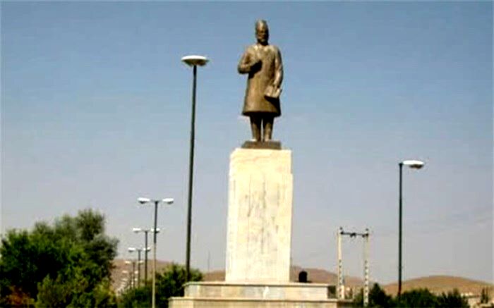 میرزا حبیب دستان بنی، نخستین نگارنده دستور زبان ادبیات فارسی
